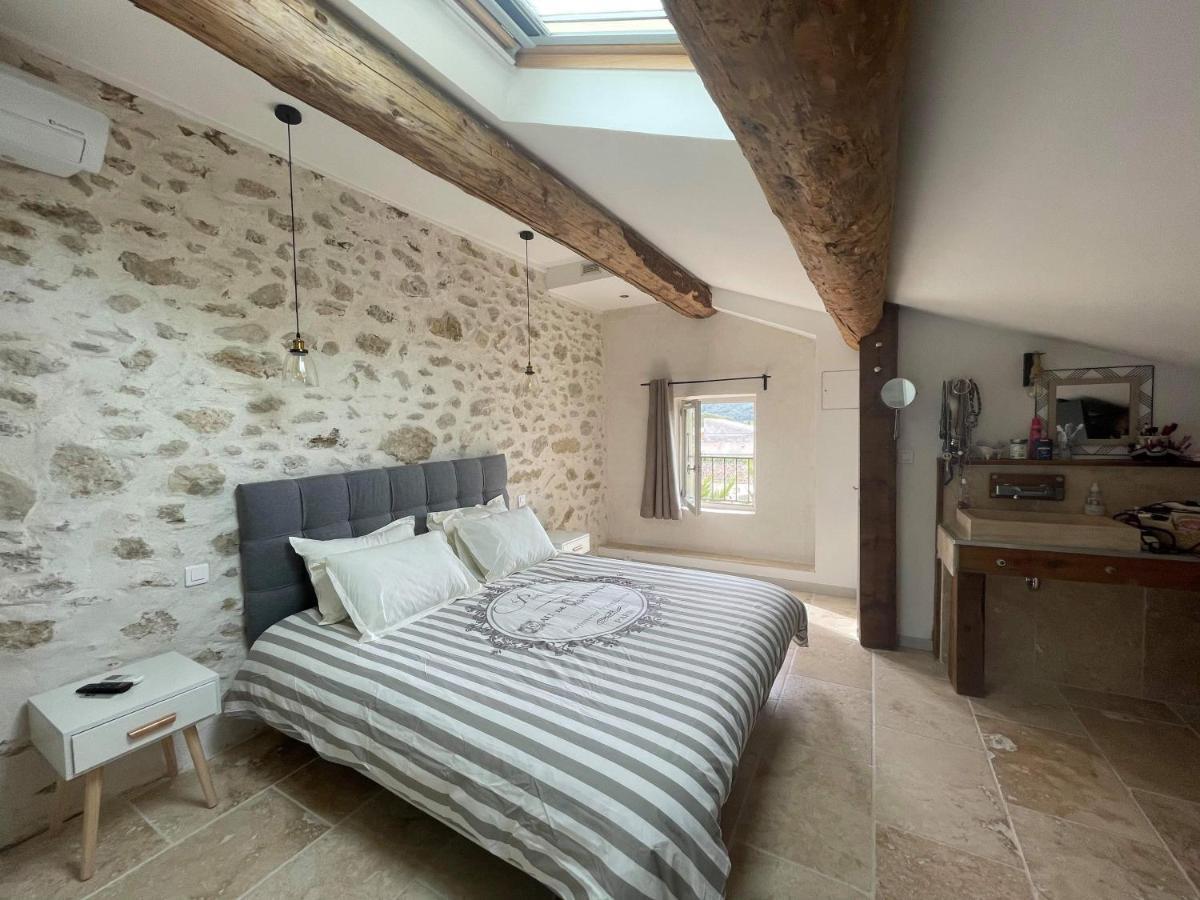 Appartement De Charme Sud Luberon Classe 4 Etoiles Puyvert Екстер'єр фото
